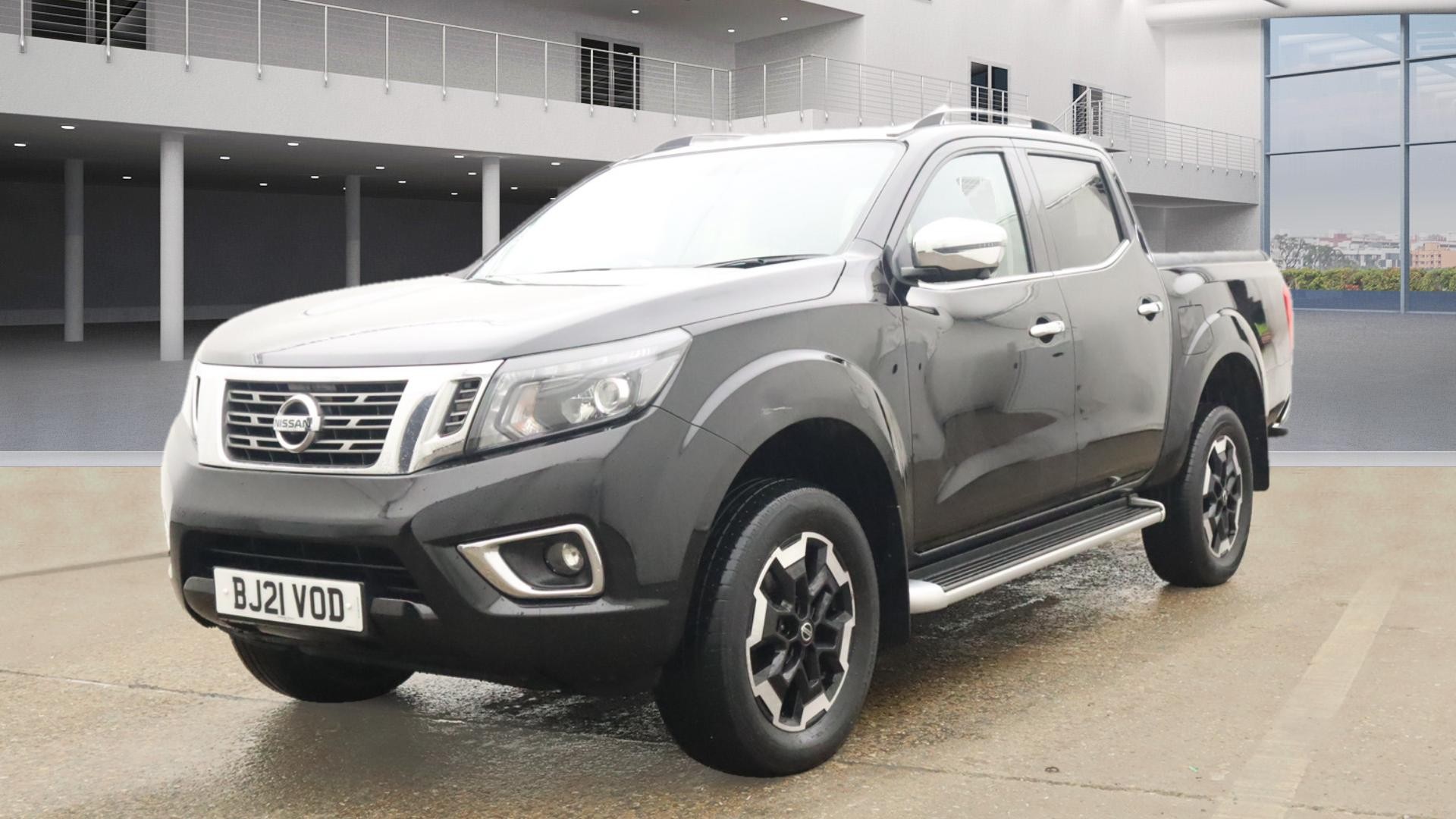 NISSAN Navara